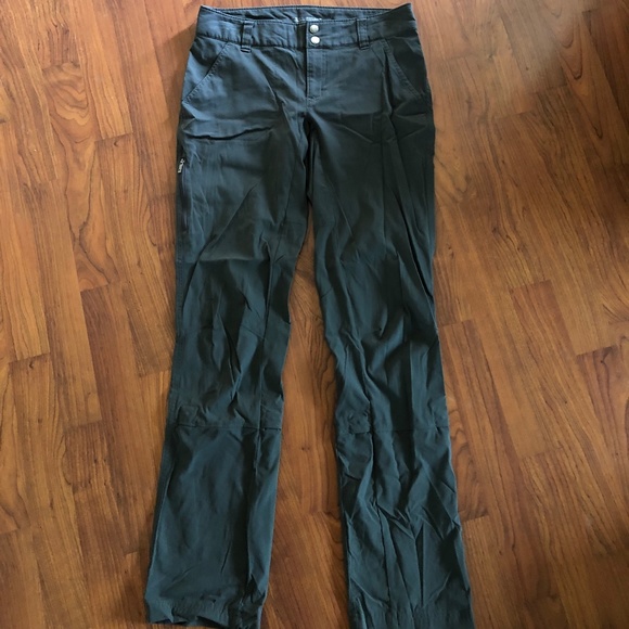 Women's Columbia Omni-Shield, Light weight pants, Size 4, Grey - Picture 1 of 3